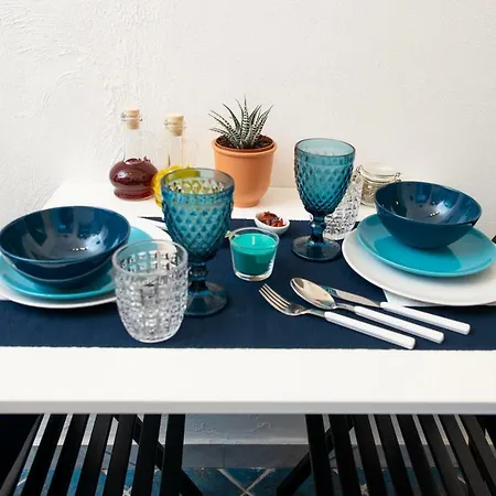 Light Blue - In The Middle Of Everything 托雷安农齐亚塔