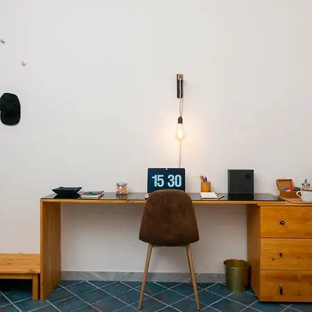 Light Blue - In The Middle Of Everything *